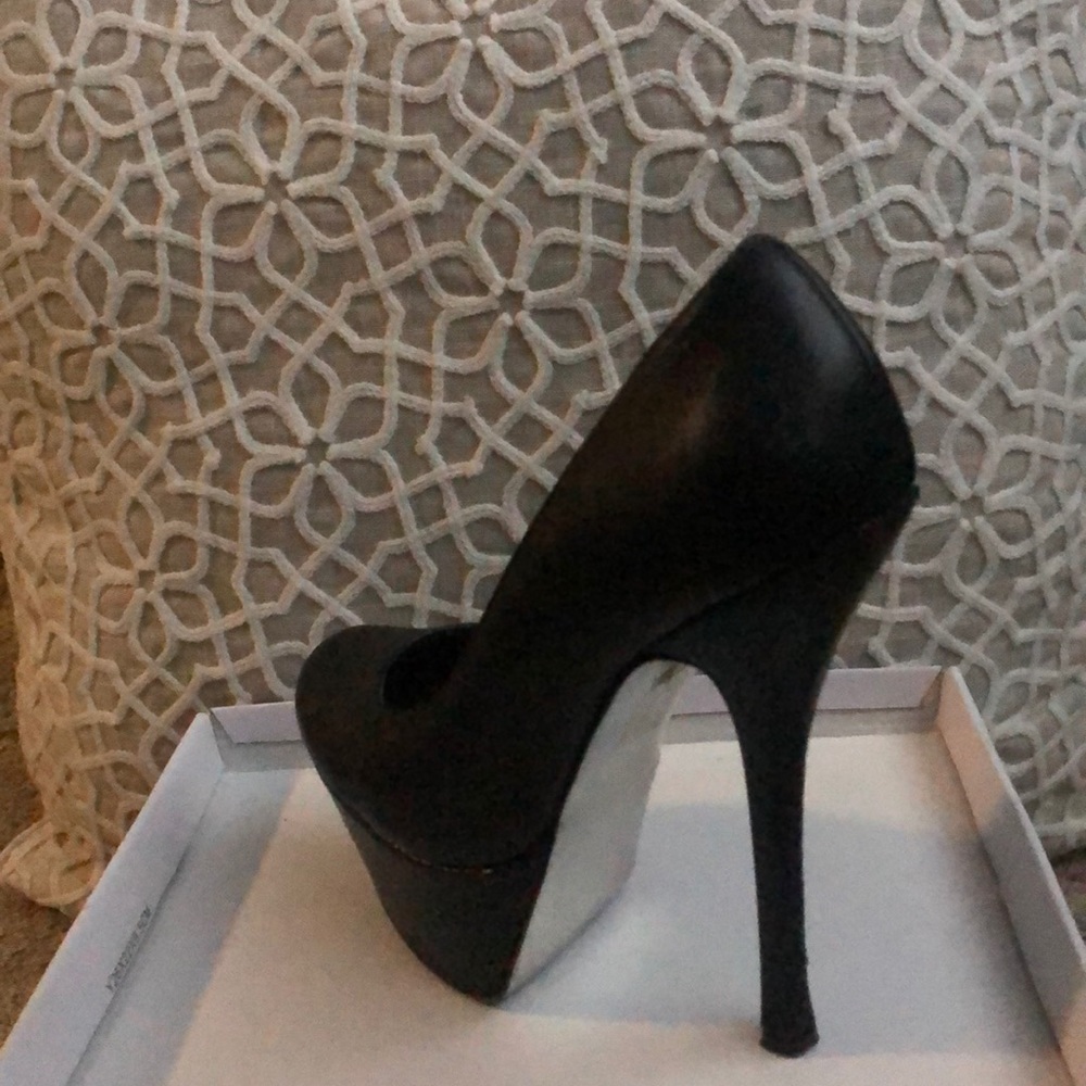 Bebe shoes - Picture 4 of 4